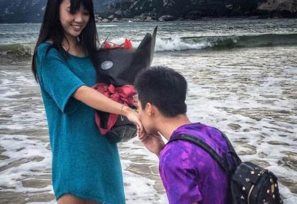 苏炳添身价多少亿一年收入多少 老婆是做什么的家庭背景曝光