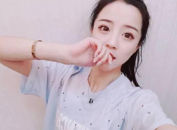 莉哥黑森林是什么(莉哥获得莉三万称号)