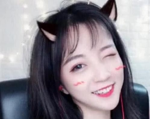 莉哥黑森林是什么(莉哥获得莉三万称号)