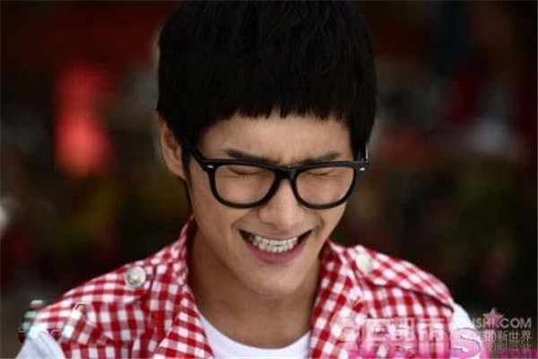 朱梓骁怎么了为什么被雪藏原因,朱梓骁经历了什么真的出柜了吗