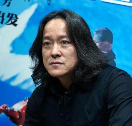 江一燕老公是谁（江一燕因隐婚生子而上了热搜）