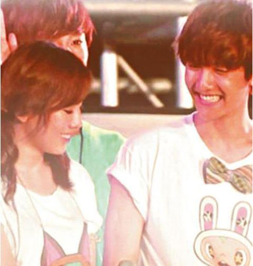 伯贤泰妍又重新在一起复合后调情ins?边伯贤还喜欢金泰妍接吻照片