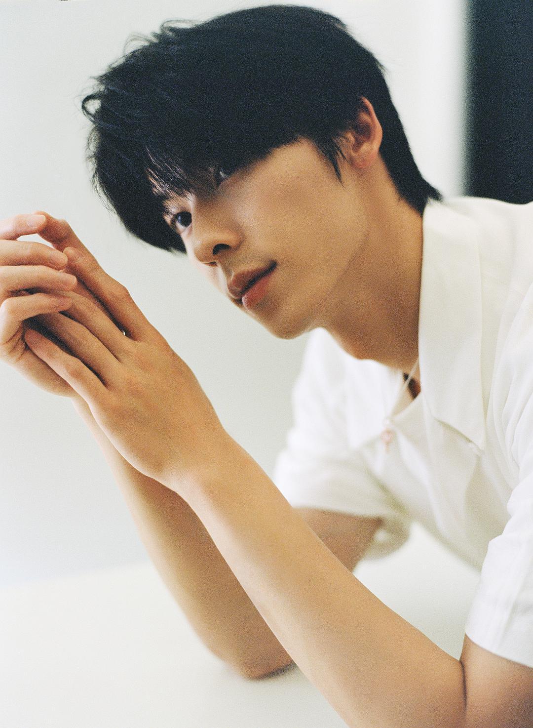 许光汉个人资料写真作品