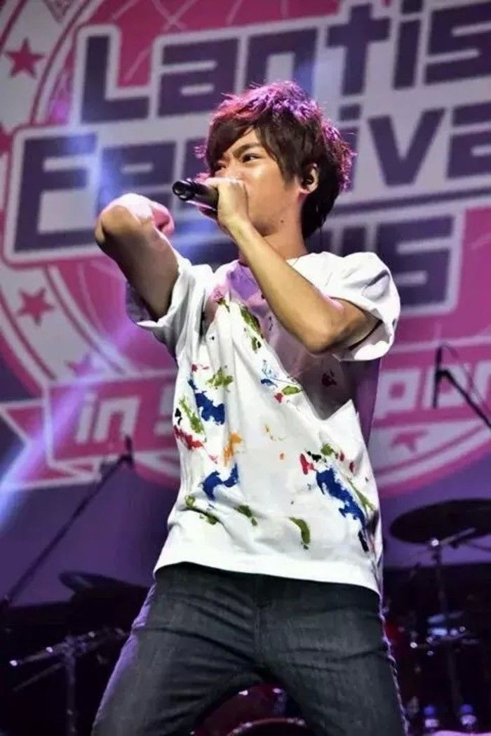 小野贤章个人资料写真作品