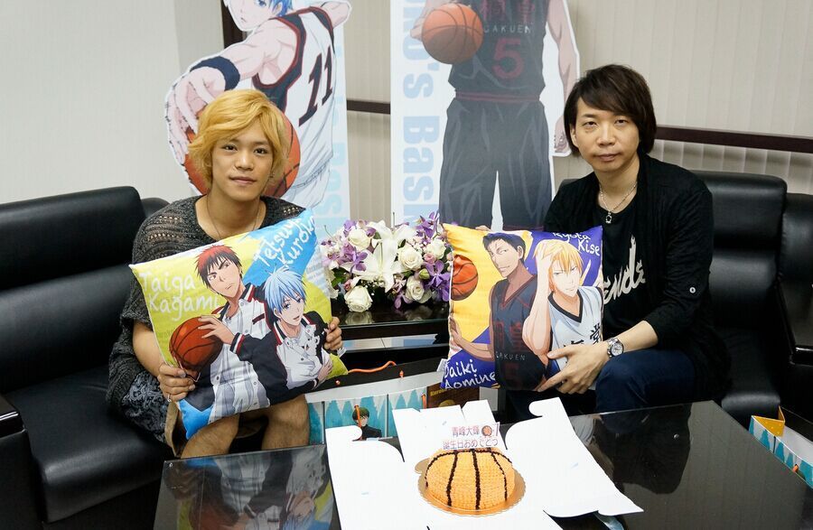 小野贤章个人资料写真作品