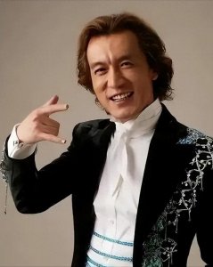 ​前央视主持人李咏葬在美国，七年后揭露真相：选择守护家人