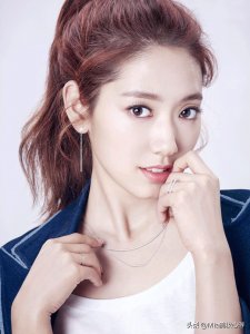 ​真正“耐看型”的女人，一般少不了这4个特点，看你中了几个？