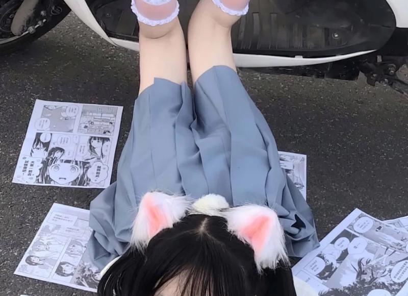  安慰难过人的短句表情包合计60条