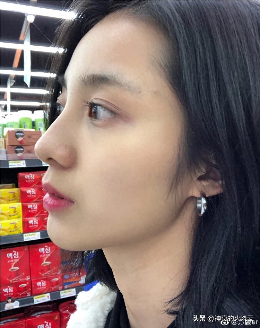 万鹏的风格照十分惊艳!