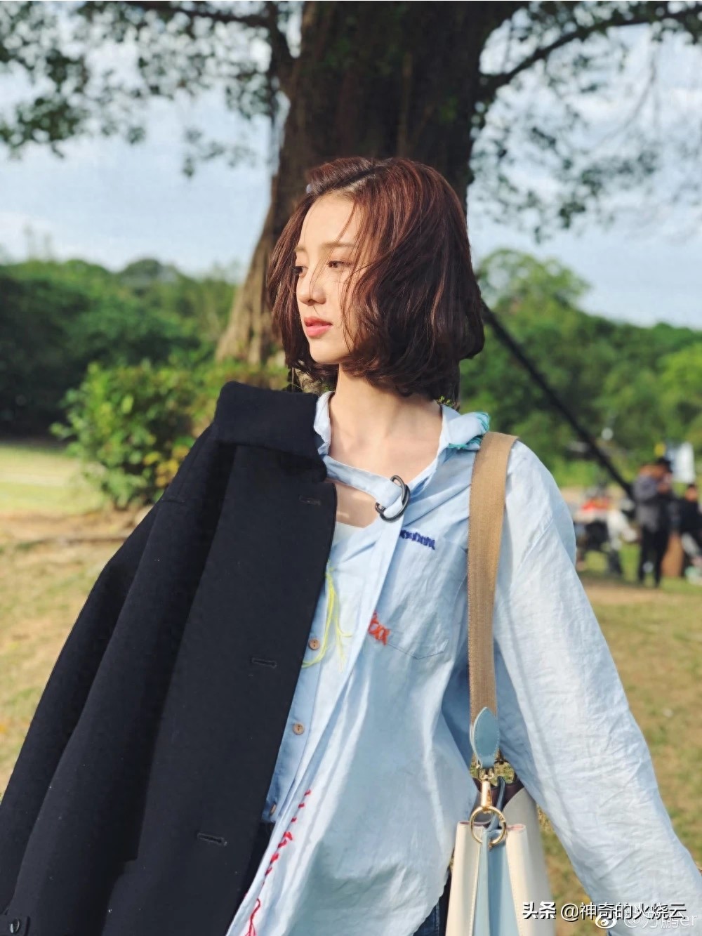 万鹏的风格照十分惊艳!