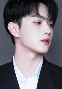 许凯:从模特到影视巨星,他用演技与颜值征服观众的心!