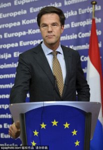 他是亲民又帅气的荷兰首相!每天骑自行车上下班 曾立志要学中文