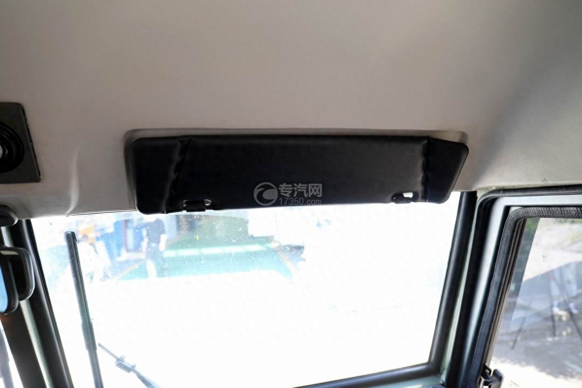 霸气房车之依维柯四驱越野房车