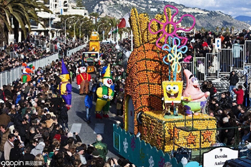 一个色彩明艳气味芬芳,鲜花和柠檬树点缀的小镇——法国芒顿小镇