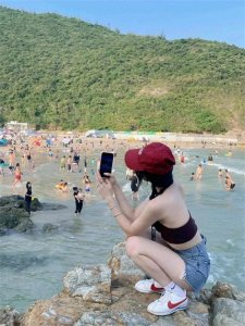 天津一男子出差回来,撞见妻子出轨