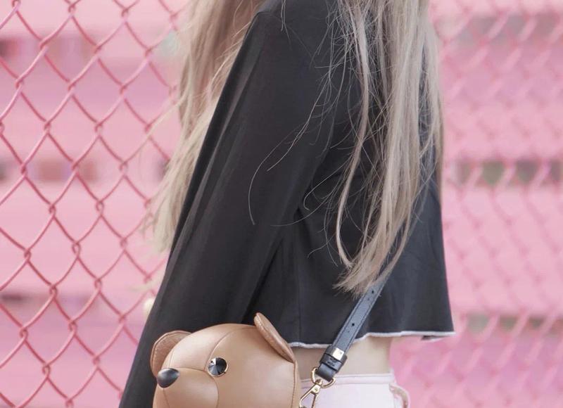  描写月亮的古风短句摘录96句