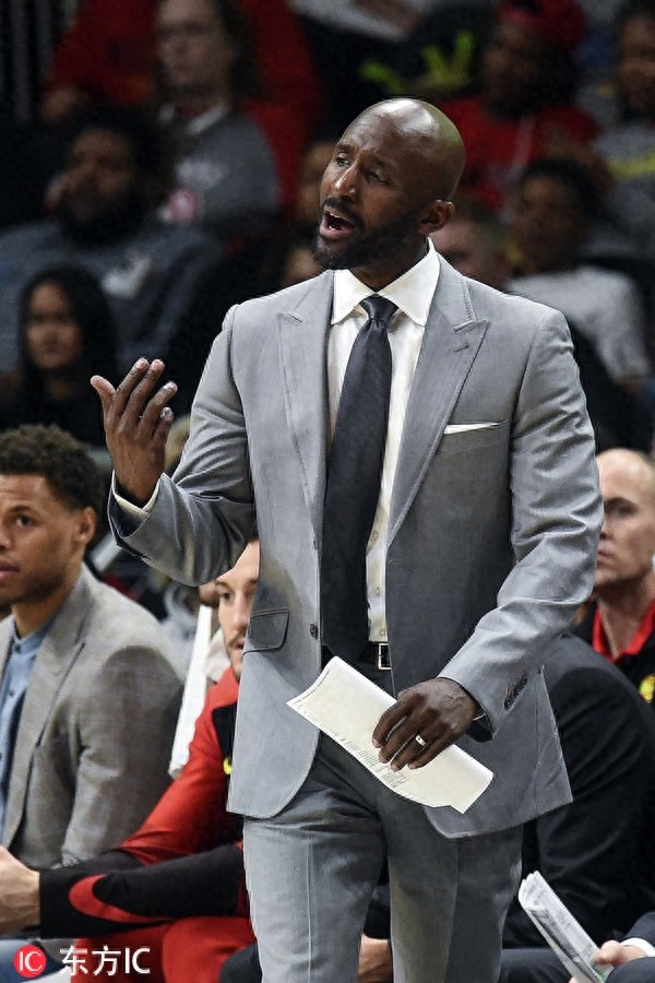 终于爆发！林书豪23分钟13投8中砍赛季新高23分