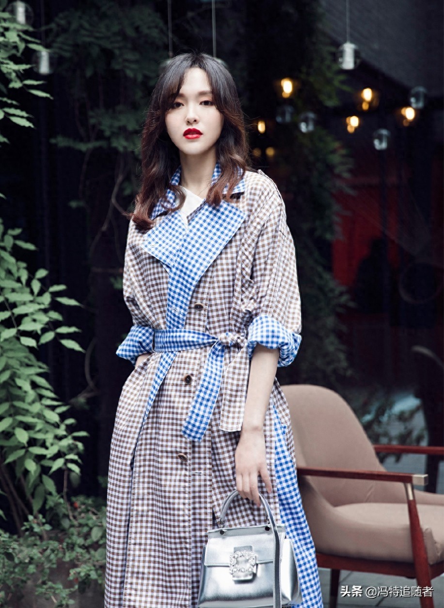 唐嫣，1983年12月出生，可盐可甜，不愧为“百变小天后”