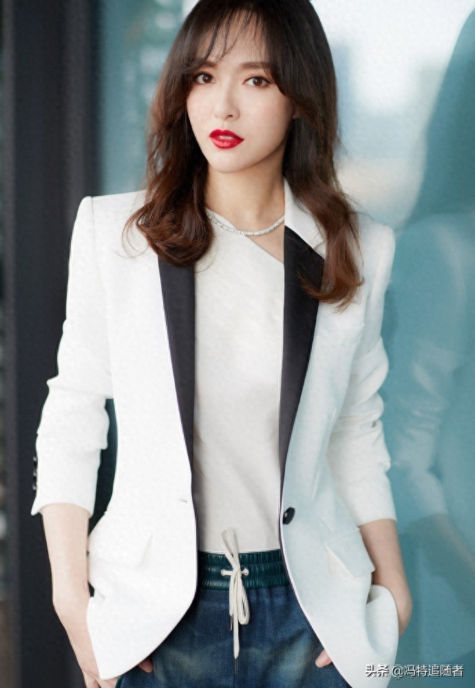 唐嫣，1983年12月出生，可盐可甜，不愧为“百变小天后”