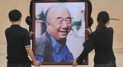 ​演员李丁：去世11年后，儿子又不幸离世，遗孀的选择令人泪目