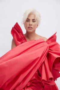 ​Lady Gaga 高清图片，不浓妆艳抹都认不出了