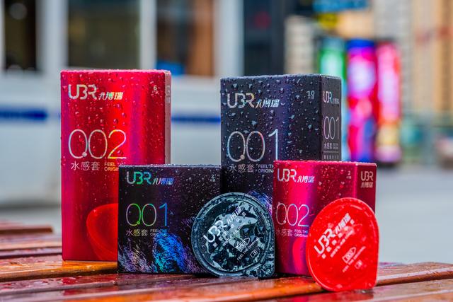 避孕套橡胶和聚氨酯哪个好(新手第一次如何选择小雨伞)(3)