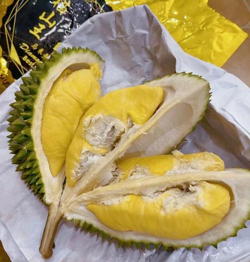 吃榴莲的好处与功效(榴莲对人体的功效)