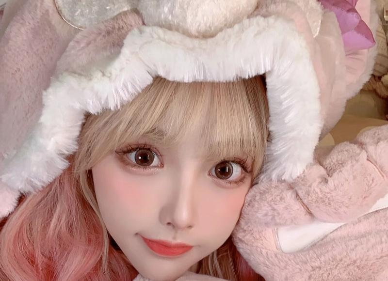 为什么男生在亲你的时候咬你舌头 为什么男生在亲你的时候咬你舌头