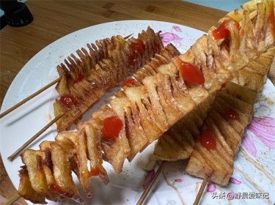 孩子点名要吃的薯塔在家能做,小技巧要牢记,炸的金黄,酥脆可口