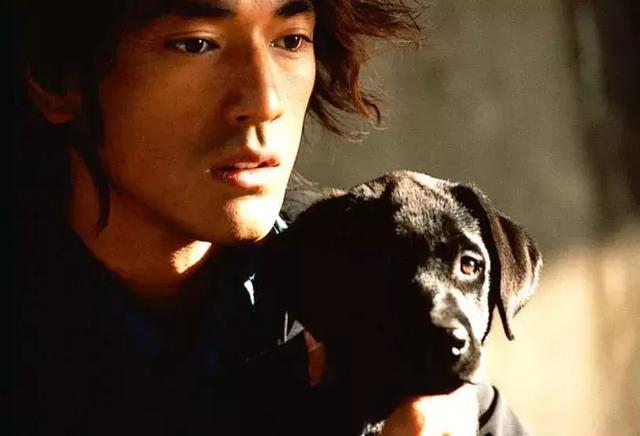 金城武长得真的不帅(金城武46岁了他唯一的缺点)(34)