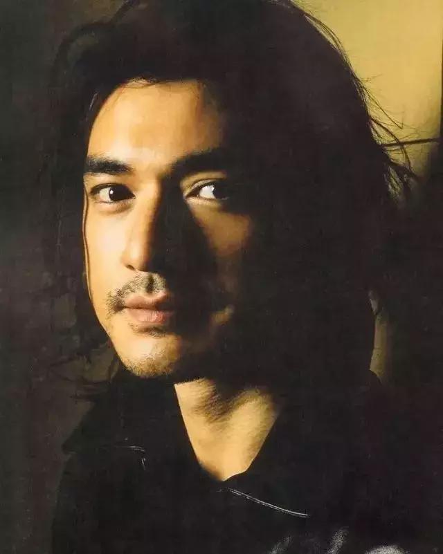 金城武长得真的不帅(金城武46岁了他唯一的缺点)(38)