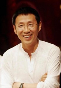 ​特仑苏品牌代言人陈道明：品质与艺术的完美融合