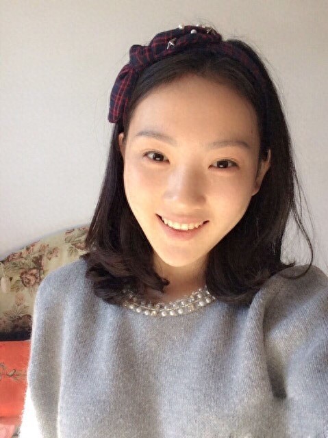 因在《兰陵王》中的精彩表现而惹人喜爱，外形甜美可爱