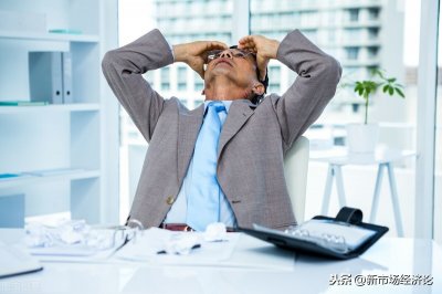 ​资本主义国家经济主要矛盾的演变与终极形态：周期性国家破产重整