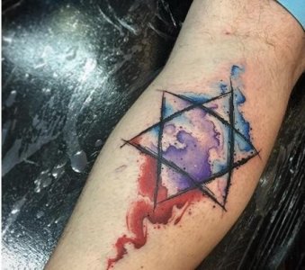 ​印度吉祥纹身六芒星，年轻人的专属。