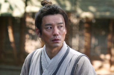 ​杨皓宇：人称小葛优，与冯绍峰、佟大为是大学同学，今终于走红