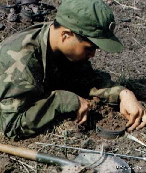 搬走“死神”:1994年中越边境大扫雷