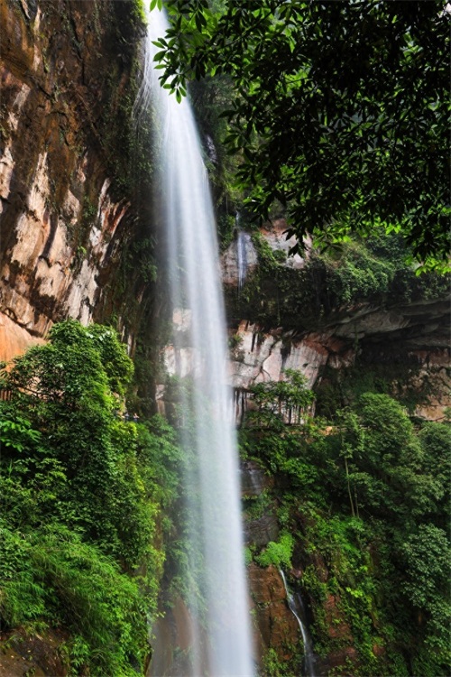 一起看看贵州赤水六大景点，赤水山川秀丽，素有千瀑之市的美誉
