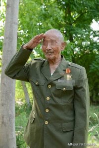 ​光荣之家的的区别，父辈们当兵时发的光荣之家是政府发的，现在退