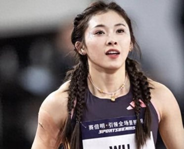 ​跨栏一姐之争再起吴艳妮带妆训练美美的林雨薇一身古铜色反差大