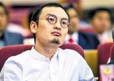 ​从无到有，汪滔如何在科技浪潮中创造奇迹？