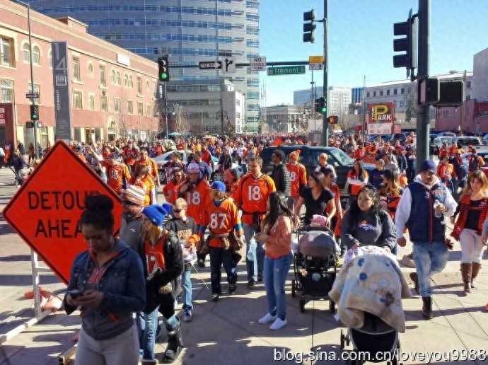 为啥美国人爱看“美国春晚”?