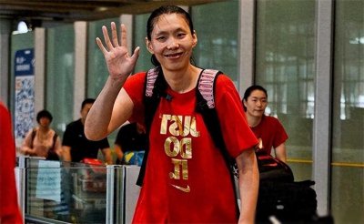 中国前女篮队长陈楠:退役嫁身高2米04公务员,生娃后复出战奥