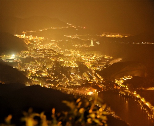 不到长城非好汉，夜晚的司马台长城，真的太美了
