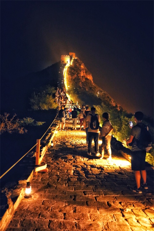 不到长城非好汉，夜晚的司马台长城，真的太美了