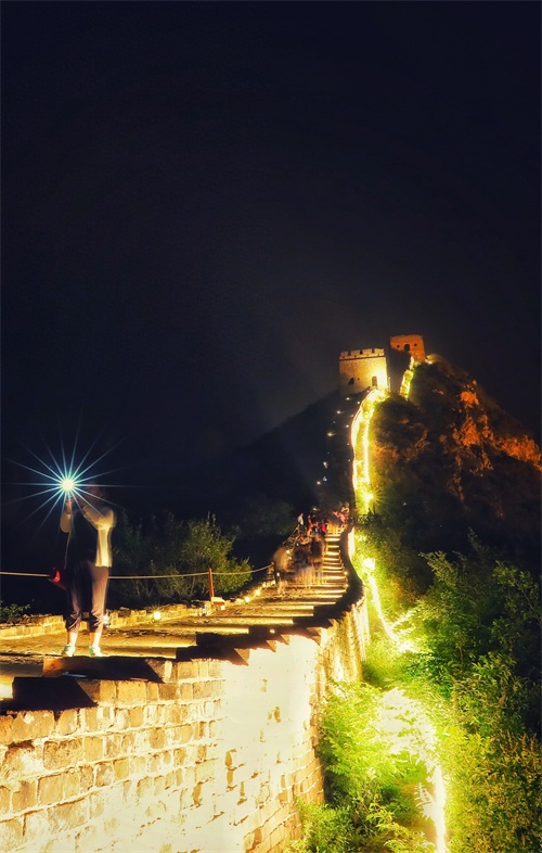 不到长城非好汉，夜晚的司马台长城，真的太美了