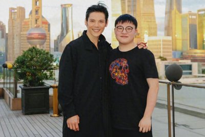 ​UZI巅峰期有多恐怖？1张“5数据封神图”火了，笑笑：他是照妖镜