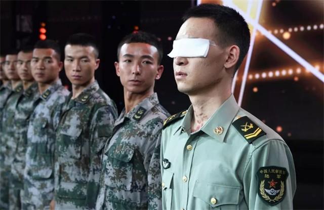 杜富国获八一勋章有什么待遇（和平年代被授一等功奖章）(14)