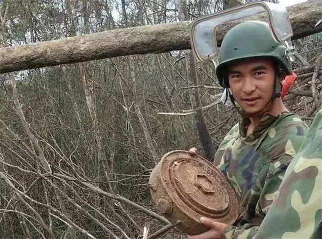 杜富国获八一勋章有什么待遇（和平年代被授一等功奖章）(4)