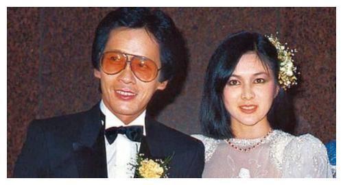 曝57岁关之琳新恋情,与绯闻男友在豪宅看双彩虹,情路坎坷